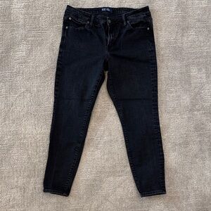 GAP Women's Dark Wash Skinny Jeans